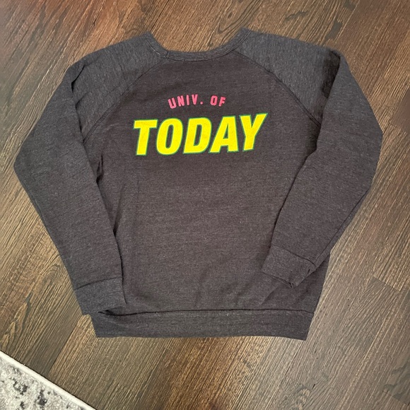 University of Today Dreamers of Tomorrow Crewneck Sweatshirt - Picture 2 of 2